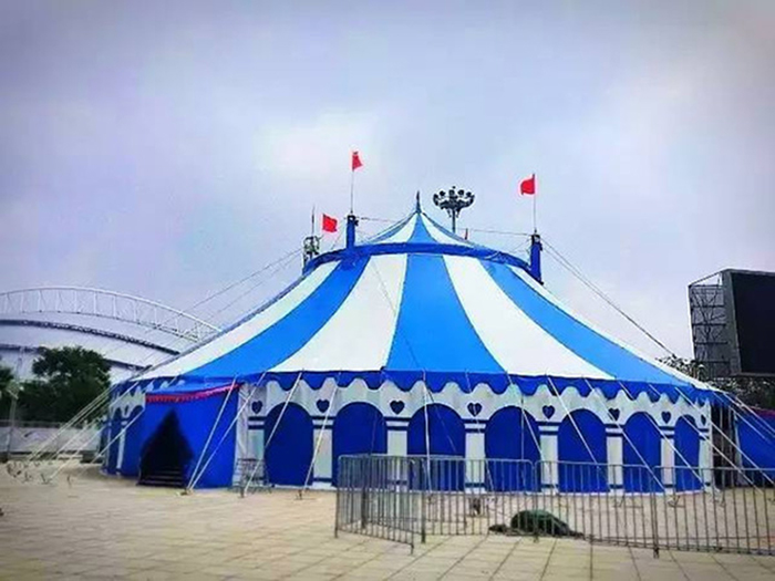 马戏大棚